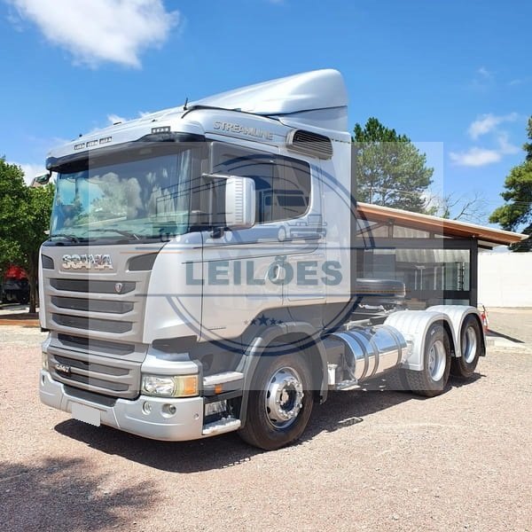 SCANIA R440 - CAVALO TRUCADO 6X2 - 2015 - STREAMLINE