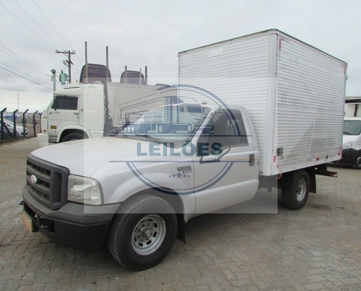 FORD F350 - 4X2 - 2010 - BAÚ