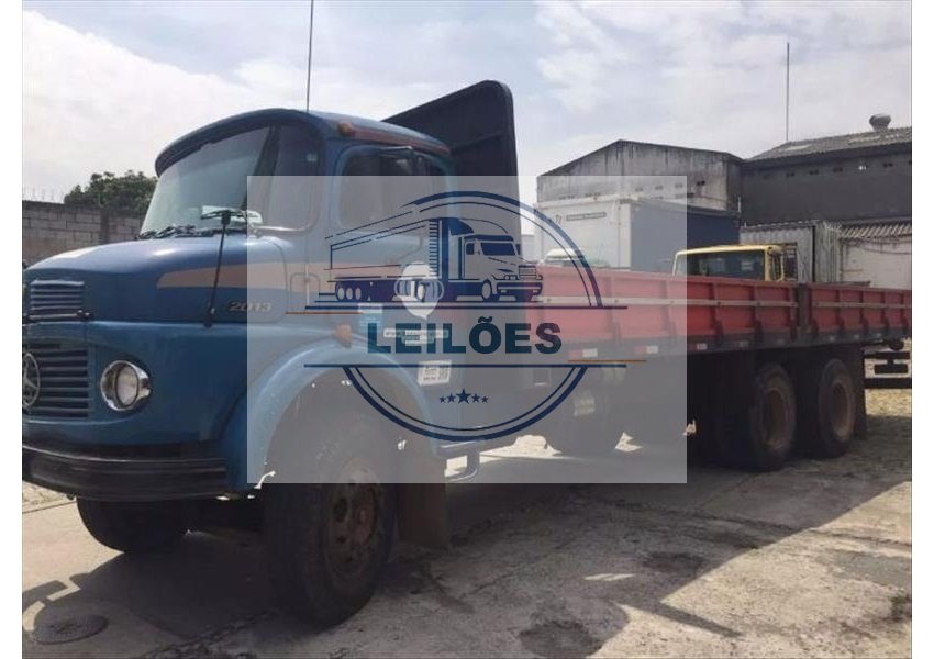 Mercedes Benz L-2013 - 6x2 - 1978 - Carroceria