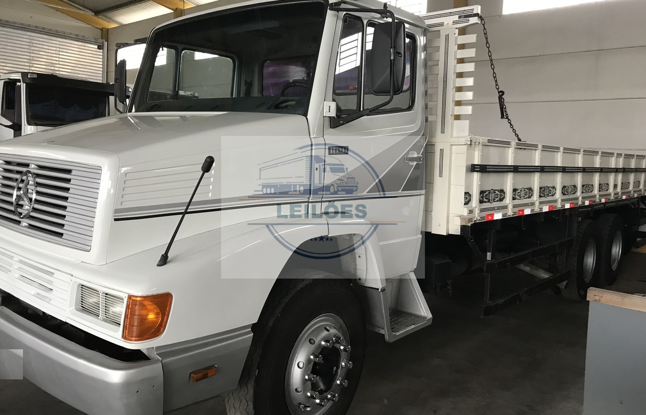 Mercedes Benz L-1618 - 6x2 - 1994 - Carroceria