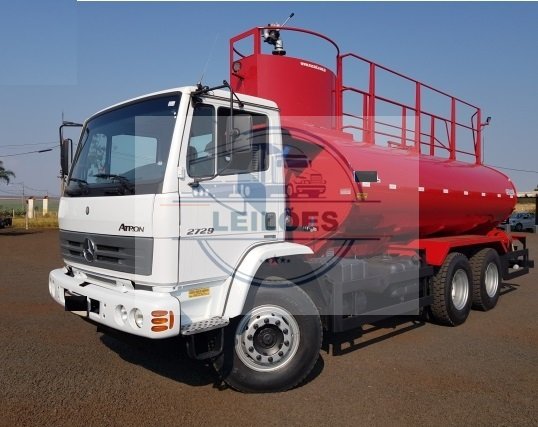 Mercedes Benz Atron - 6x4  - 2013 - Tanque