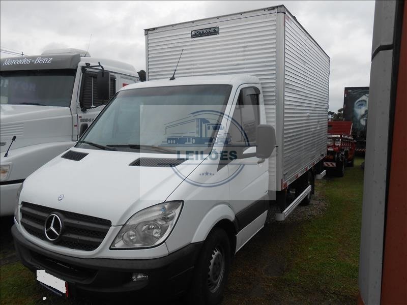 Mercedes-Benz Sprinter 311 - 4x2 - 2016 - Baú