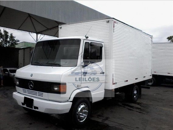 Mercedes Benz 710 - 4x2 - 1997 - Baú