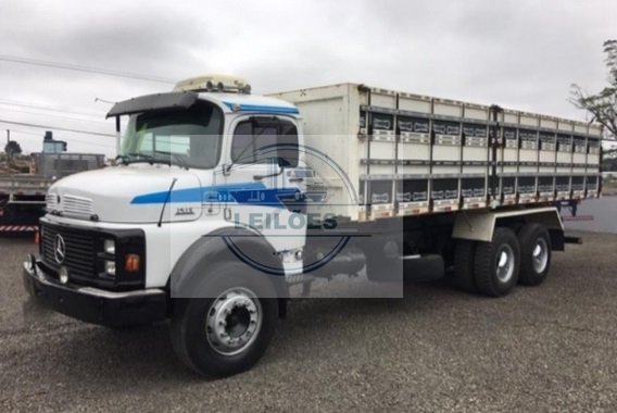 Mercedes Benz L-1513  - 6x2 - 1981 - Carroceria