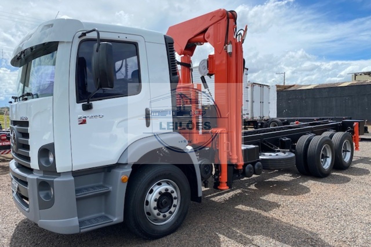 VW 24-250 CONSTELLATION - 2007 - 6x2 -  MUNCK ARGOS 20T